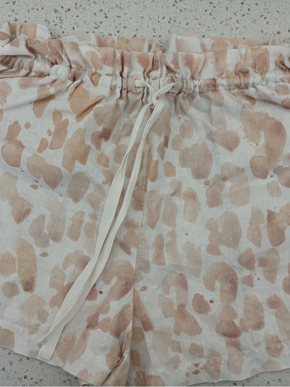 Women's Drawstring Linen-B Shorts in Blush Spot